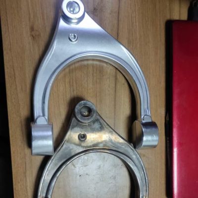 上海冠古鋁件去毛刺機(jī)-磁力研磨機(jī)